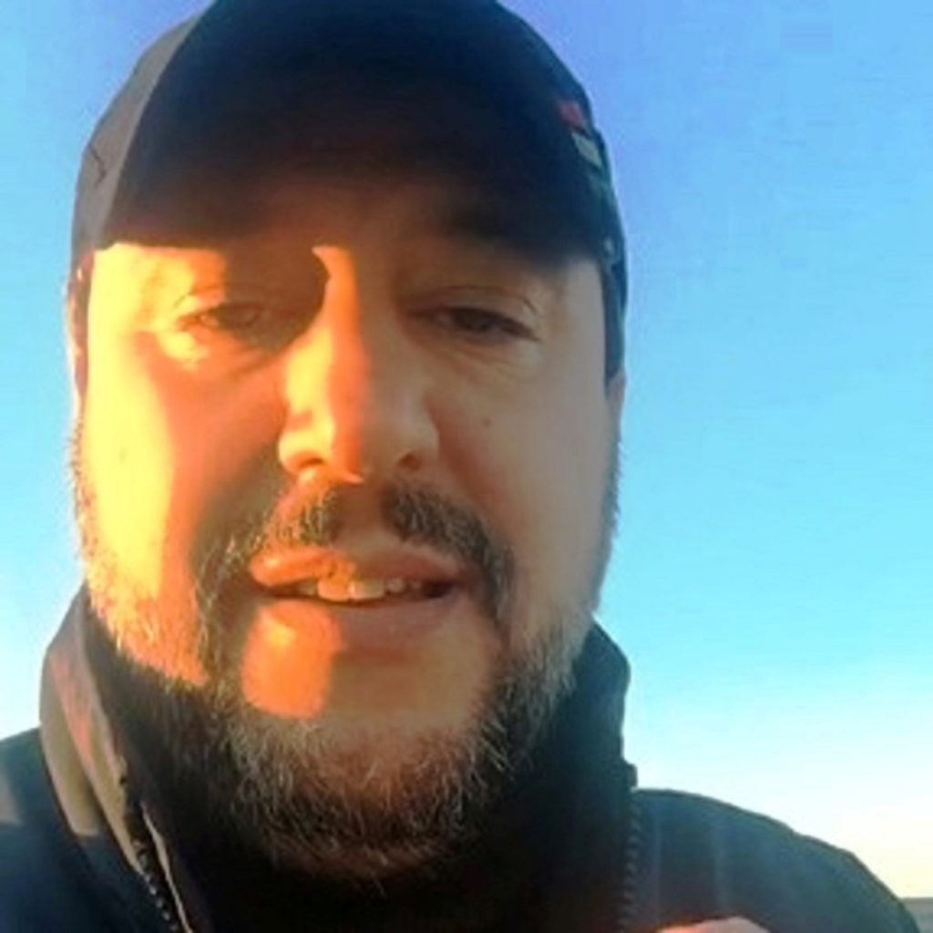 Salvini ancora contro il Milan e il governo
